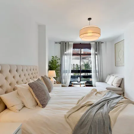 Luxe Puerto Banus Lejlighed Marbella